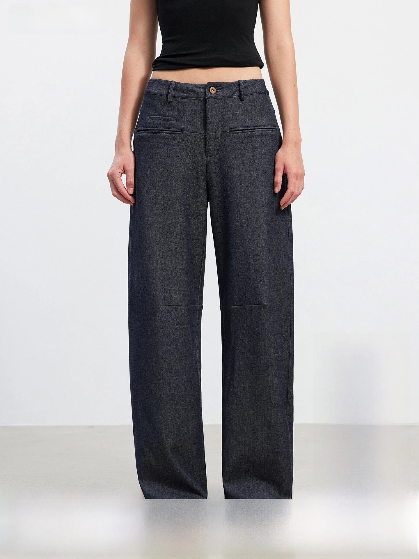 AFTADAWN Denim Wide Leg Pants Structural Seaming Slimming Drapey Knife-Shape Casual Style Natural Waist Polyester Fabric
AFTADAWN Denim Wide Leg Pants Structural Seaming Slimming Drapey Knife-Shape Casual Style Natural Waist Polyester Fabric