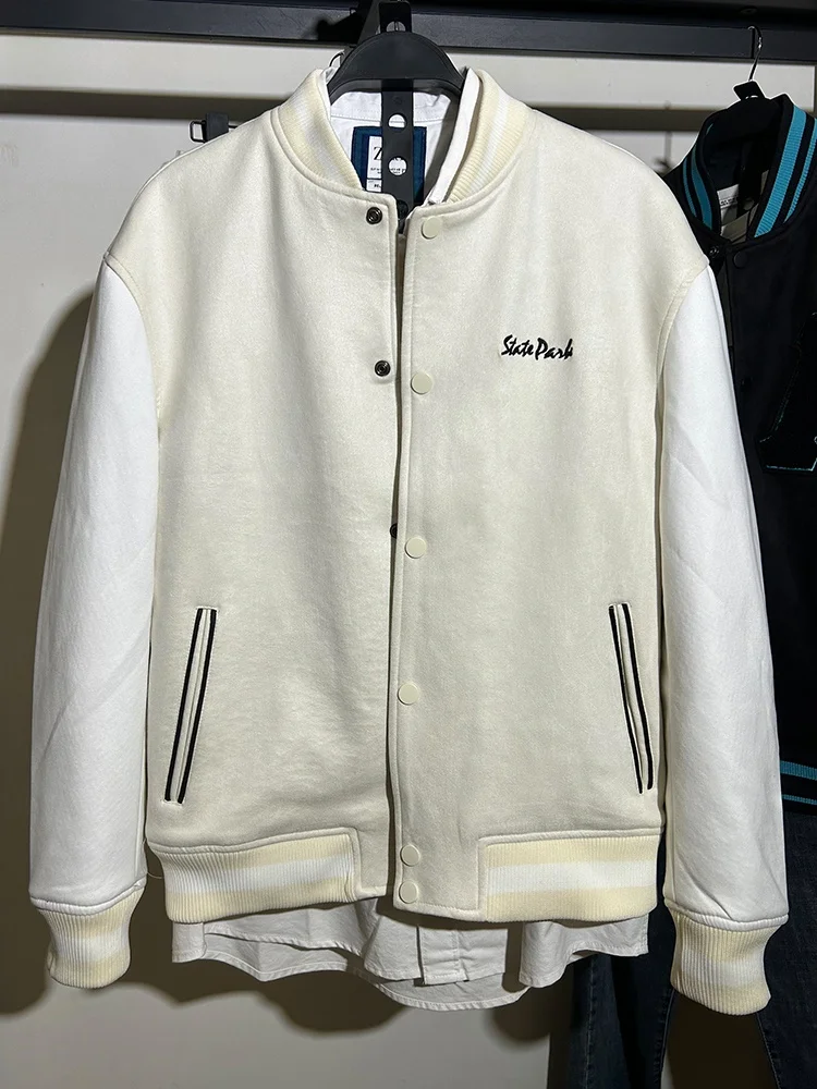 Мужская длинная бархатная куртка с вышивкой све, осеннее новое поступление, верхняя одежда, подставка для молодежи, 39 Sle, застежка на одной пуговице
Мужская длинная бархатная куртка с вышивкой све, осеннее новое поступление, верхняя одежда, подставка для молодежи, 39 Sle, застежка на одной пуговице