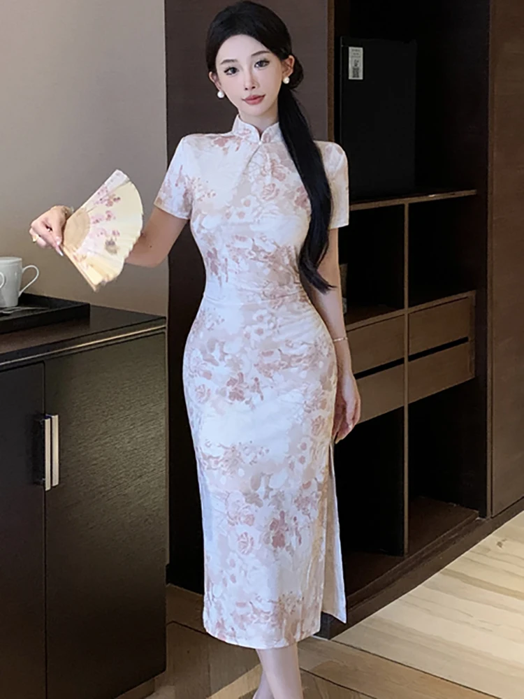 Женское платье Cheongsam с короткими рукавами и цветочным принтом, корейское винтажное роскошное платье 2025 года, летнее элегантное облегающее праздничное платье, Vestidos
Женское платье Cheongsam с короткими рукавами и цветочным принтом, корейское винтажное роскошное платье 2025 года, летнее элегантное облегающее праздничное платье, Vestidos