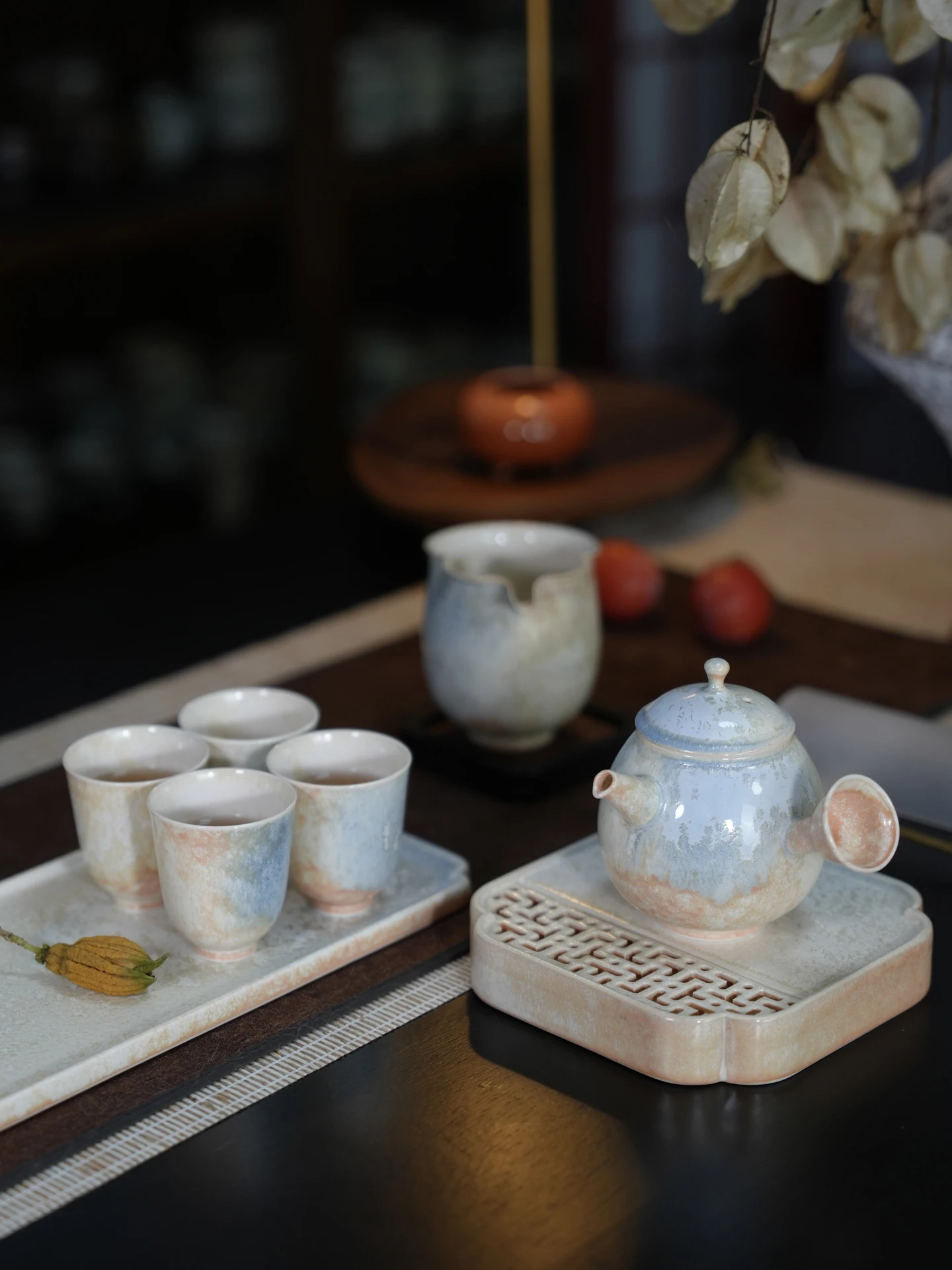 High Aesthetic Value Blue And Orange Glaze Tea Pot Set Side Handle xing Py Tea Brewing Tools Gift Set for Tea Lovers
High Aesthetic Value Blue And Orange Glaze Tea Pot Set Side Handle xing Py Tea Brewing Tools Gift Set for Tea Lovers