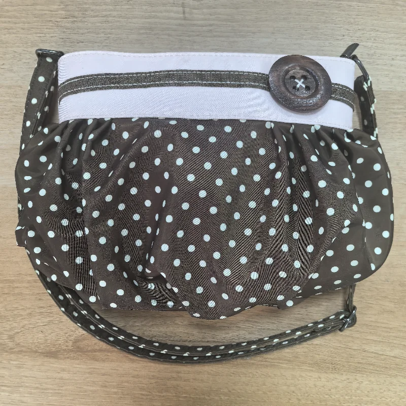 Fashion Polka Dot Shoulder Bag Women Retro Elegant Pleated Cloud Bag Wooden Button Decor Handbag Soft Lightweight Dumpling Bags
Fashion Polka Dot Shoulder Bag Women Retro Elegant Pleated Cloud Bag Wooden Button Decor Handbag Soft Lightweight Dumpling Bags