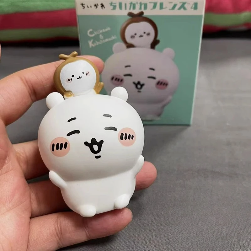 Chiikawse с друзьями, слепая коробка, игрушки Momongase Shisase, фигурки героев Kawaii, милая кукла, коллекционное украшение для рабочего стола
Chiikawse с друзьями, слепая коробка, игрушки Momongase Shisase, фигурки героев Kawaii, милая кукла, коллекционное украшение для рабочего стола