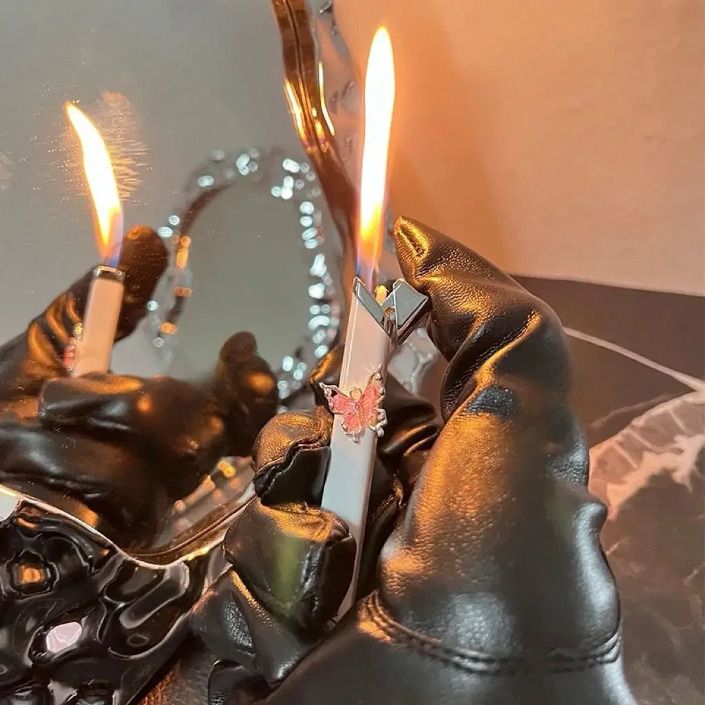 New Fashion and Creative Windproof Open Flame Lighter Portable Cigarette Accessory Light Luxury for My Girlfriend Gift
New Fashion and Creative Windproof Open Flame Lighter Portable Cigarette Accessory Light Luxury for My Girlfriend Gift