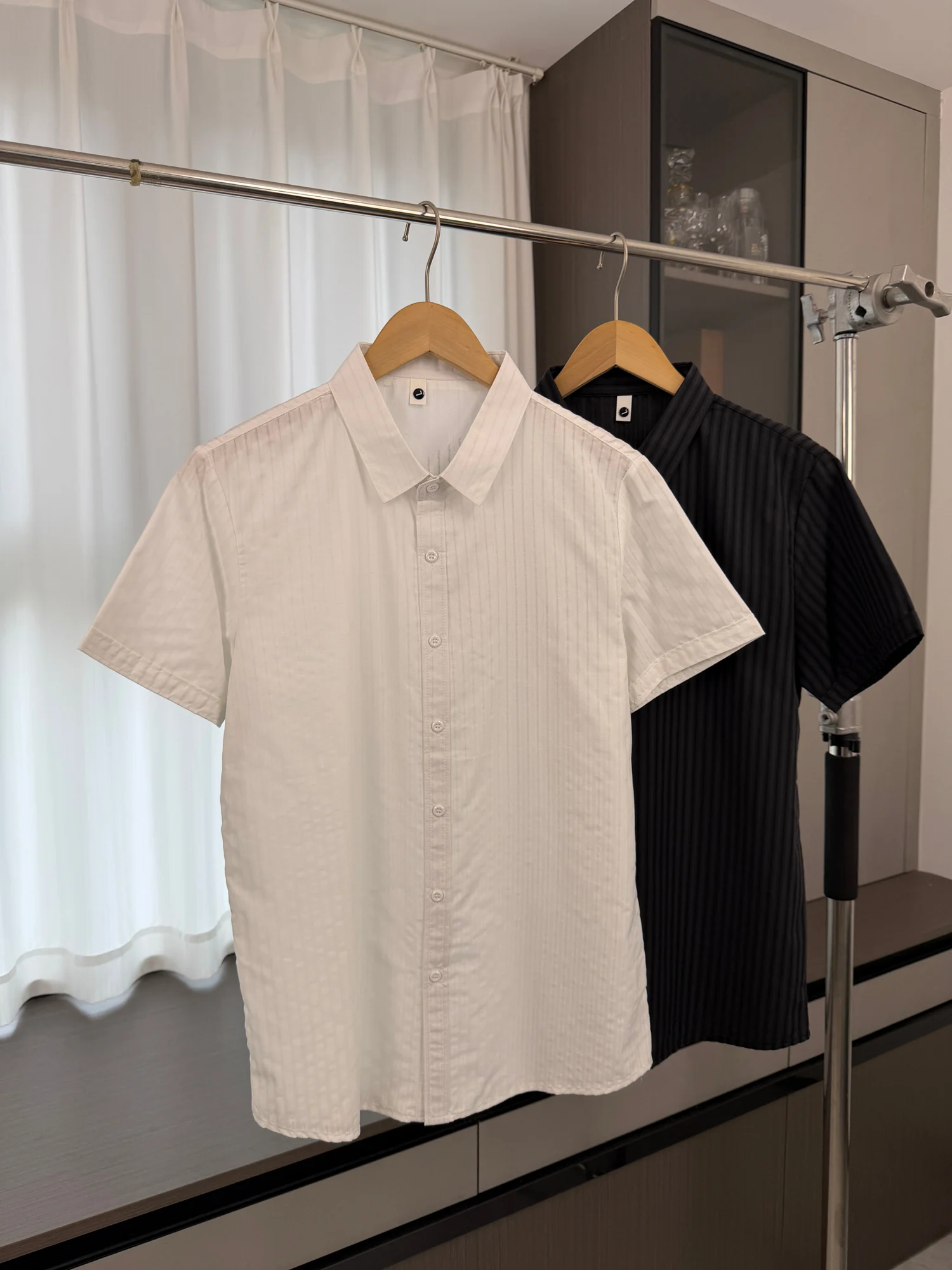 Men's Summer Thin Breathable Casual Collar Short Sleeve Shirt Linen Cotton Blend Vertical Stripe Fashion Urban Style Short Sl...
Men's Summer Thin Breathable Casual Collar Short Sleeve Shirt Linen Cotton Blend Vertical Stripe Fashion Urban Style Short Sl...