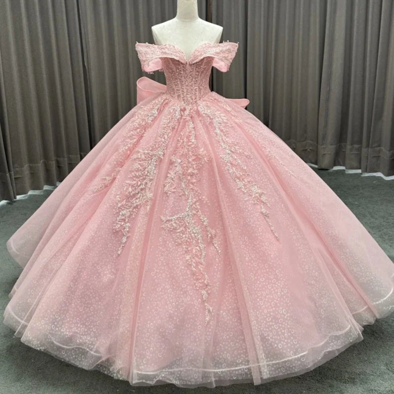 Pink Shiny Princess Quinceanera Dresses Off Shoulder Applique Beading Crystal Bow Tull Corset Sweet 16 Dress Ball Gown Vestidos
Pink Shiny Princess Quinceanera Dresses Off Shoulder Applique Beading Crystal Bow Tull Corset Sweet 16 Dress Ball Gown Vestidos