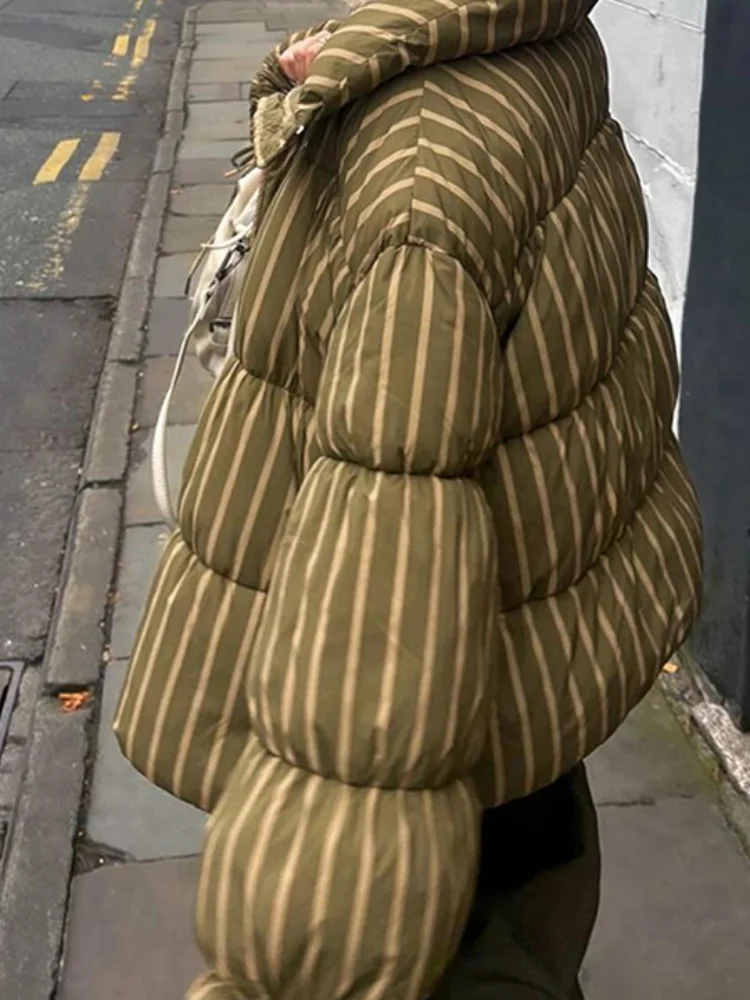 Модная стеганая куртка с воротником-стойкой для женщин, повседневное женское пальто с длинными рукавами и утепленной молнией, новинка 2025 года, зимняя теплая женская верхняя одежда
Модная стеганая куртка с воротником-стойкой для женщин, повседневное женское пальто с длинными рукавами и утепленной молнией, новинка 2025 года, зимняя теплая женская верхняя одежда