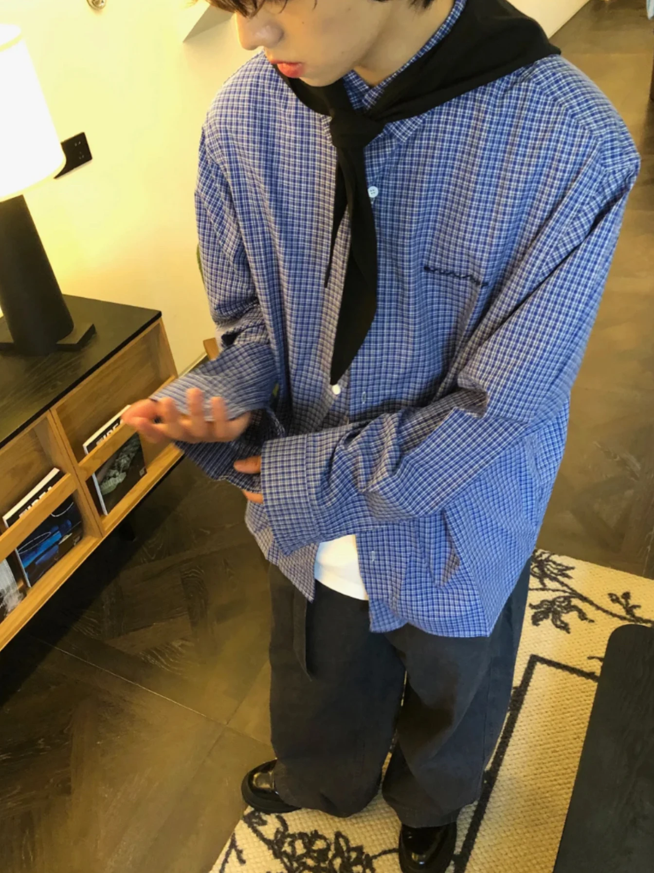 American Lazy Sle Plaid irt Men's Retro Casual Loose Spring Summer Sun Protection Blue Fine Patterned irt Coat
American Lazy Sle Plaid irt Men's Retro Casual Loose Spring Summer Sun Protection Blue Fine Patterned irt Coat