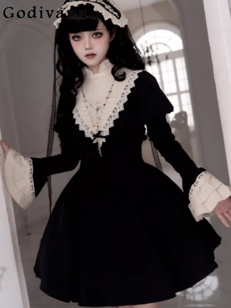 Spring Summer Fashion High Waist Lace Stand-up Collar Gothic Black Dress Temperament Women Long Short Op Apron Lolita Dresses
Spring Summer Fashion High Waist Lace Stand-up Collar Gothic Black Dress Temperament Women Long Short Op Apron Lolita Dresses