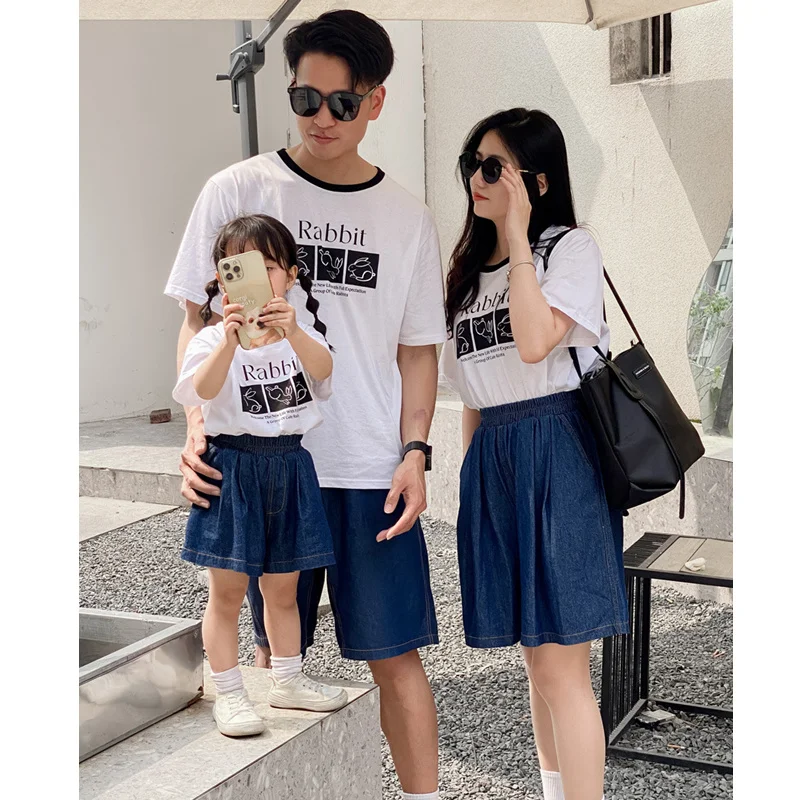 Family Clothes Set To Mom Dad and Son Clothing Summer 2023 New Mom Daughter Matching Outfits Fashion Kids Shirts Jeans Shorts
Family Clothes Set To Mom Dad and Son Clothing Summer 2023 New Mom Daughter Matching Outfits Fashion Kids Shirts Jeans Shorts