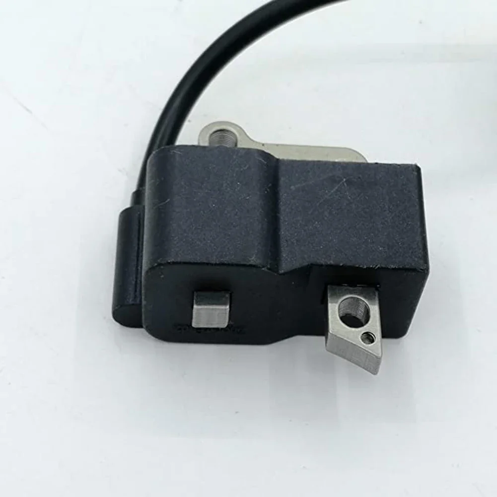 For 435E 440E 445 445E 450 450E Chainsaw For Ignition Module Coil Assembly Replacement Part With Stable Performance
For 435E 440E 445 445E 450 450E Chainsaw For Ignition Module Coil Assembly Replacement Part With Stable Performance
