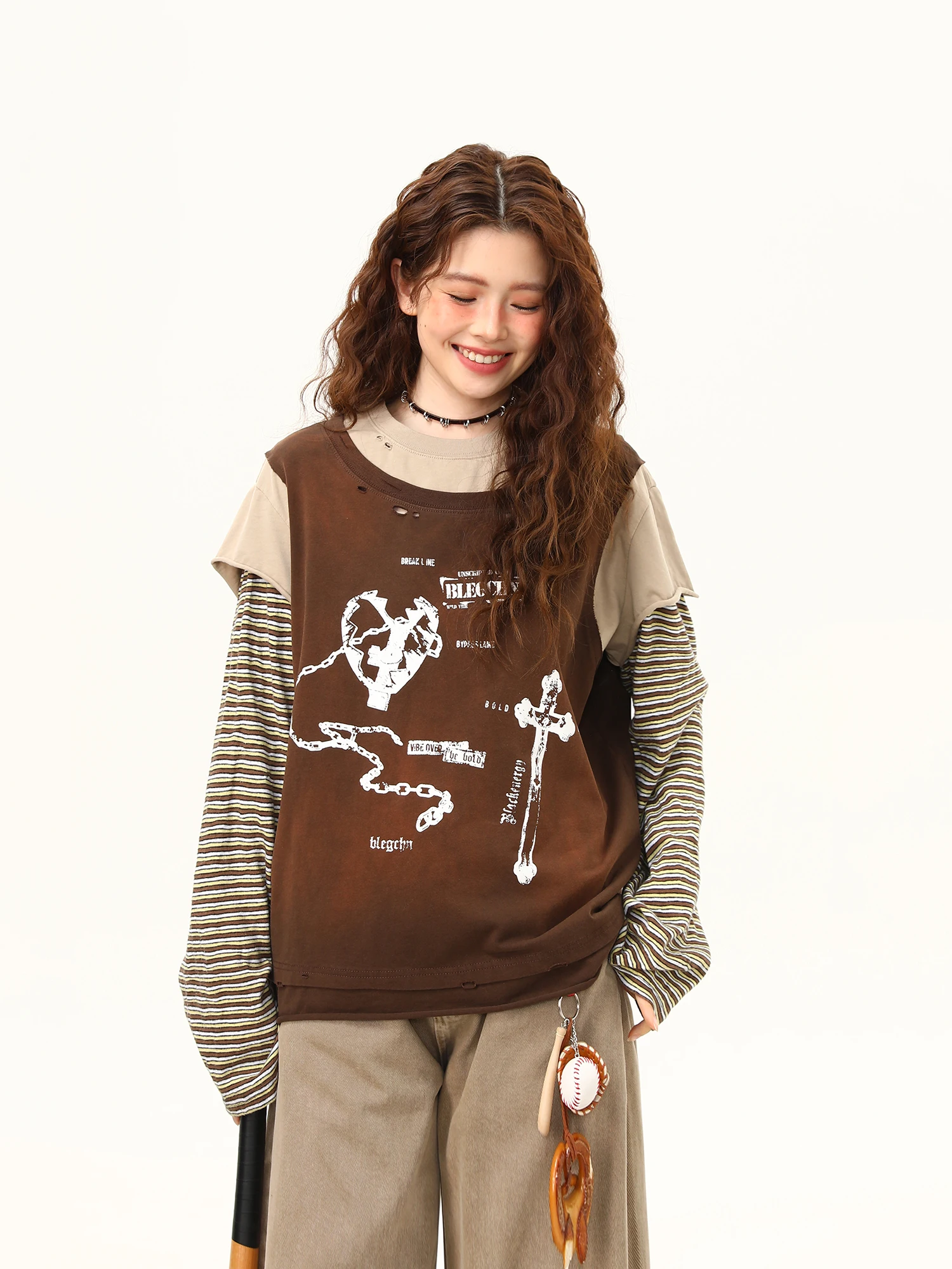 Wild Azzi Street Style Washed Long Sleeve T-Shirt Unisex High-End Feelings Casual Top Splice Design Spring Summer Fashion
Wild Azzi Street Style Washed Long Sleeve T-Shirt Unisex High-End Feelings Casual Top Splice Design Spring Summer Fashion