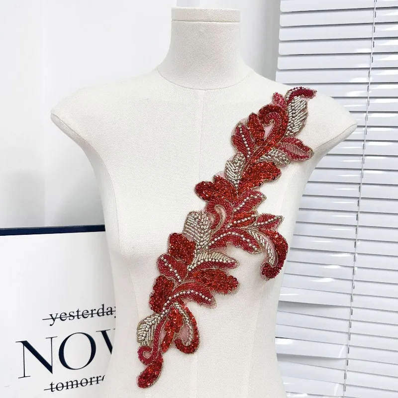 Многоцветная роскошная ткань с ручной вышивкой бисером и золотой нитью, декоративные элементы для свадебных платьев и одежды
Многоцветная роскошная ткань с ручной вышивкой бисером и золотой нитью, декоративные элементы для свадебных платьев и одежды