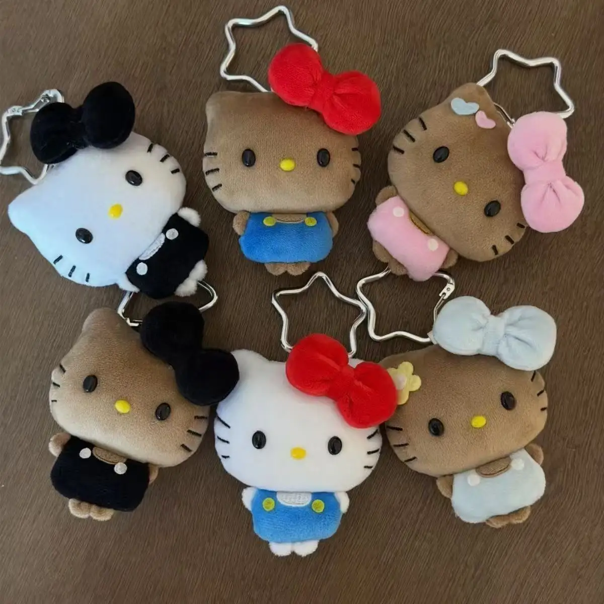 New Product In Stock Japanese Love Button Kt Cat Plush Toy Doll Pendant Cute Bow Girl'S Heart Plush Bag Pendant Surprise Gift
New Product In Stock Japanese Love Button Kt Cat Plush Toy Doll Pendant Cute Bow Girl'S Heart Plush Bag Pendant Surprise Gift