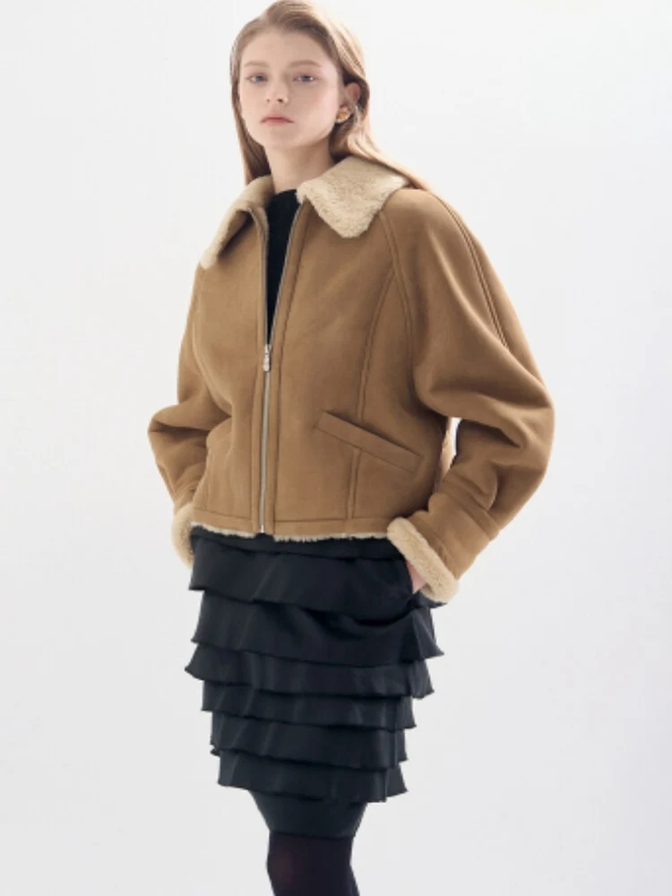 Sli Windproof ort Leather Fur Inteated Jaet Zipper Collar Flip Outerwear for Women Functional Loose Fit Velboa Mate...
Sli Windproof ort Leather Fur Inteated Jaet Zipper Collar Flip Outerwear for Women Functional Loose Fit Velboa Mate...