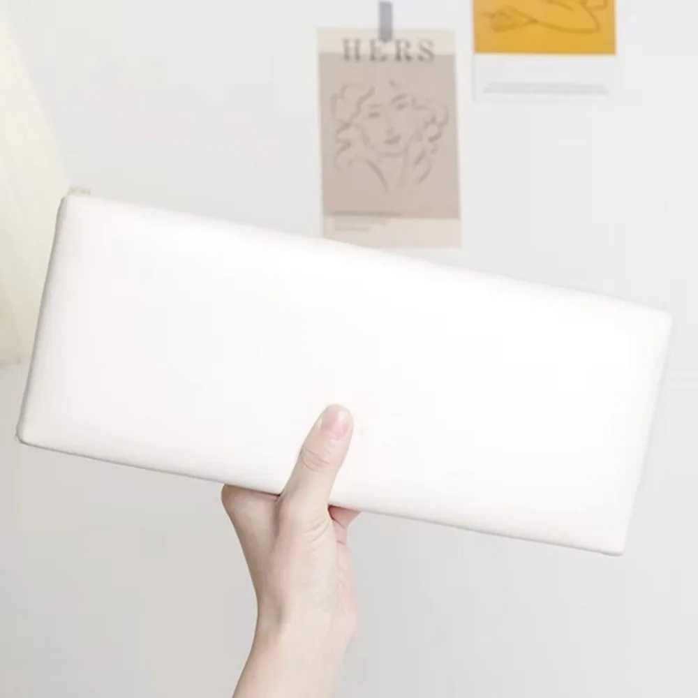 New White Nail Cushion Pillow PU Leather Arm Rest Manicure Stand Solid Wood Hand Pillow Tool Nails Nail Table
New White Nail Cushion Pillow PU Leather Arm Rest Manicure Stand Solid Wood Hand Pillow Tool Nails Nail Table
