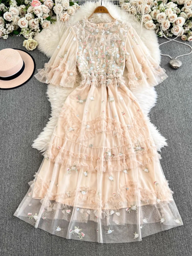 2025 Summer New Dresses Flower Embroidery Lace Patchwork Gauze Long Sleeve Fashion Elegant Design Female Slim Women's Clothing
2025 Summer New Dresses Flower Embroidery Lace Patchwork Gauze Long Sleeve Fashion Elegant Design Female Slim Women's Clothing