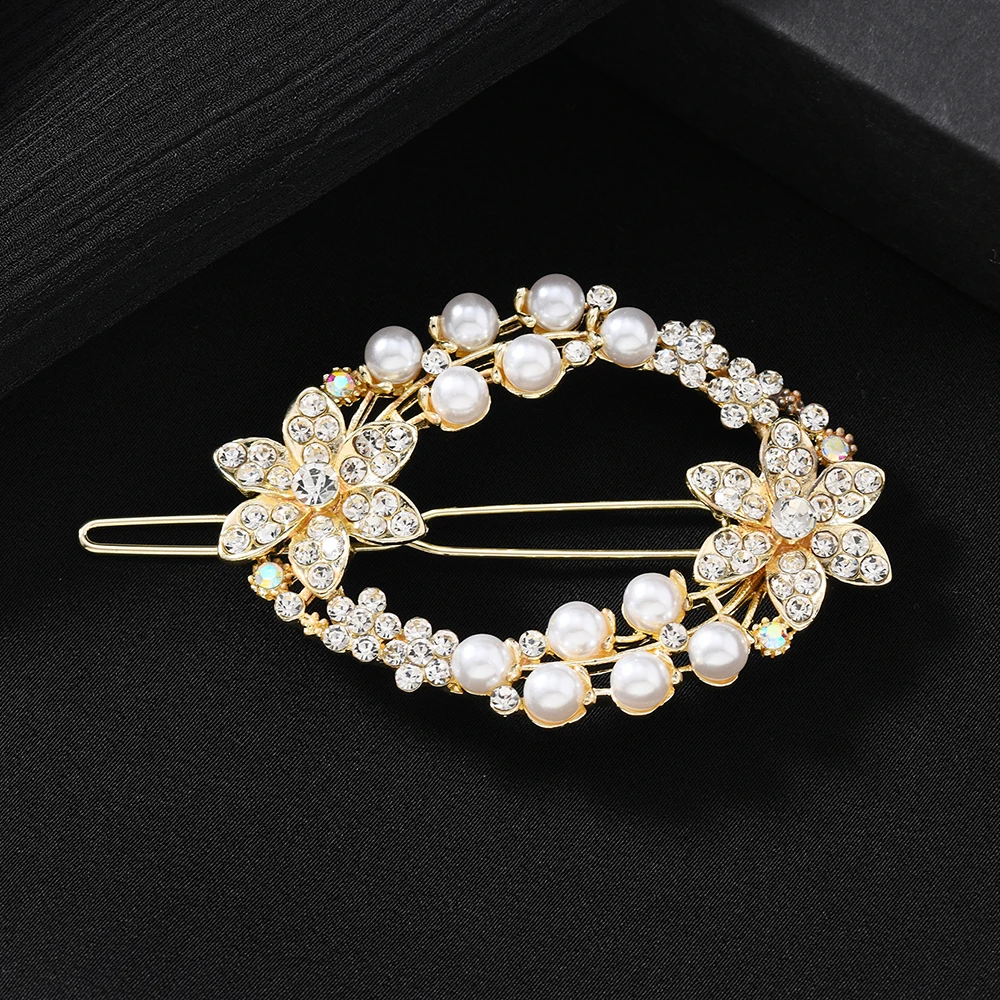 Luxurious hair clips, hollowed-out wreaths, flower frog clips, women's hair accessories, pearl hair clips, hair accessories
Luxurious hair clips, hollowed-out wreaths, flower frog clips, women's hair accessories, pearl hair clips, hair accessories
