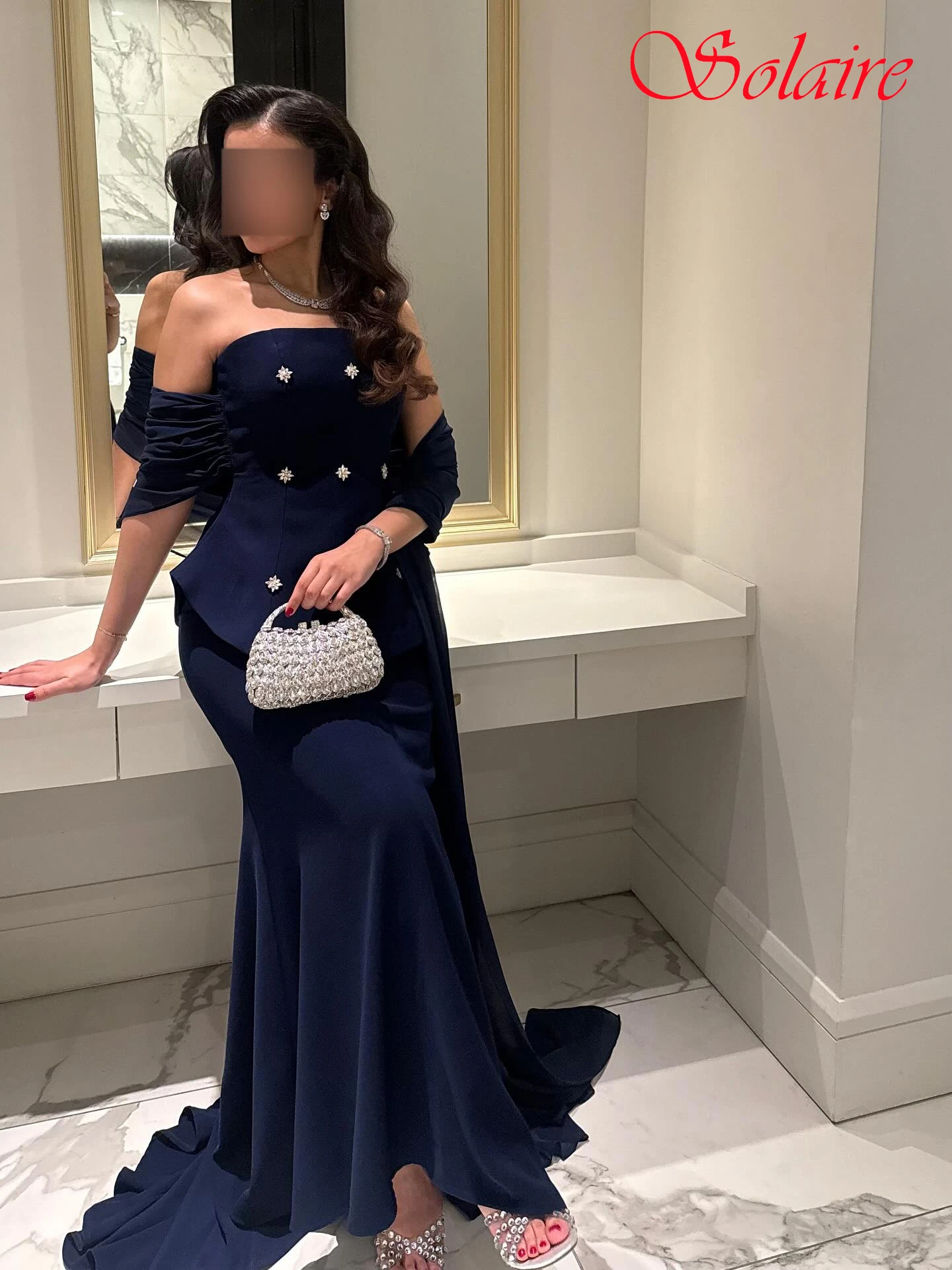 Customized Straight Strapless Sleeveless Elegant Formal Evening Dress Classic Delicate Celebrity Gowns High Quality Party Dress
Customized Straight Strapless Sleeveless Elegant Formal Evening Dress Classic Delicate Celebrity Gowns High Quality Party Dress