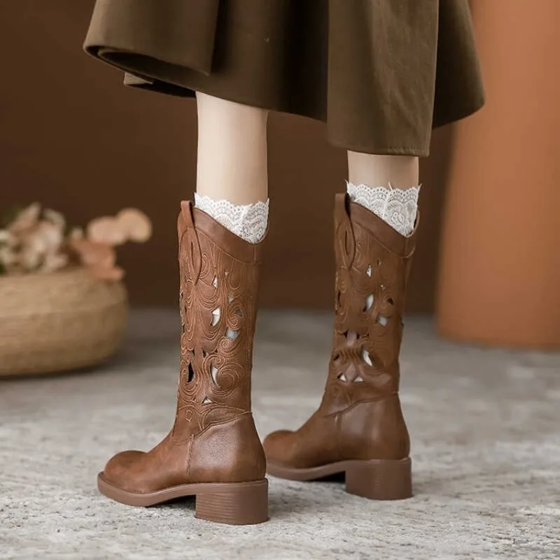 Women's Boots Desert Sandals Mid-Calf Hollow out Design Spring Autumn New Model Thickened Rubber Sole
Women's Boots Desert Sandals Mid-Calf Hollow out Design Spring Autumn New Model Thickened Rubber Sole