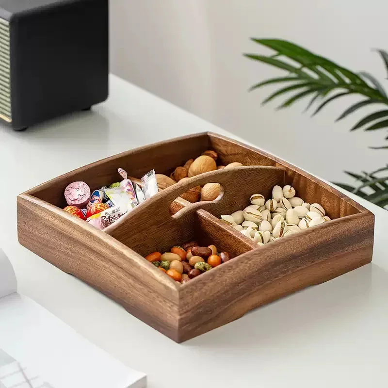 New wooden dried fruit boxes, engagement plates, four squares, hospitality, melon seeds, snacks, candy boxes and fruit plates.
New wooden dried fruit boxes, engagement plates, four squares, hospitality, melon seeds, snacks, candy boxes and fruit plates.