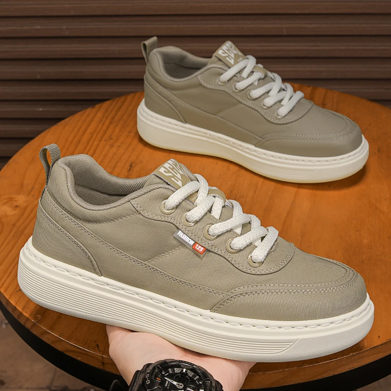 Men's Summer Breathable Lightweight Retro Versatile Casual Sports Shoes Fashionable Trendy Flat Laced Outdoor Low Heel Rubber...
Men's Summer Breathable Lightweight Retro Versatile Casual Sports Shoes Fashionable Trendy Flat Laced Outdoor Low Heel Rubber...