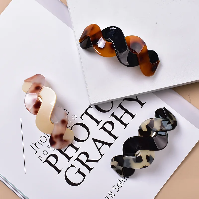 Women's Fashion Korean Starry Sky Wave Cross Hair Clip Bow Knot Duckbill Clip Metal Acrylic Hair Clip Girls Hair Accessories
Women's Fashion Korean Starry Sky Wave Cross Hair Clip Bow Knot Duckbill Clip Metal Acrylic Hair Clip Girls Hair Accessories