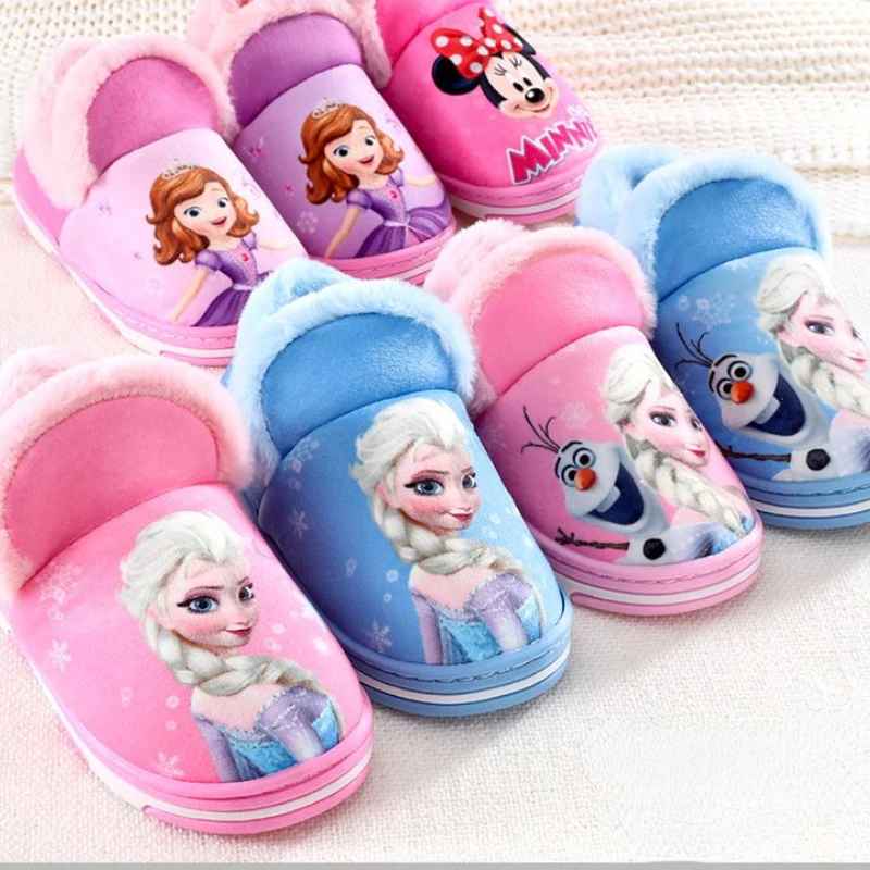 Детские хлопковые туфли Disney, милые зимние домашние тапочки для девочек, Мультяшные принцессы, теплые домашние розовые Тапочки, размер 13-15 см
Детские хлопковые туфли Disney, милые зимние домашние тапочки для девочек, Мультяшные принцессы, теплые домашние розовые Тапочки, размер 13-15 см
