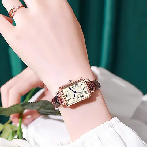 Retro Watches Classic Casual Quartz Dial Leather Strap Band Rectangle Clock Fashionable Wrist Watches for Women