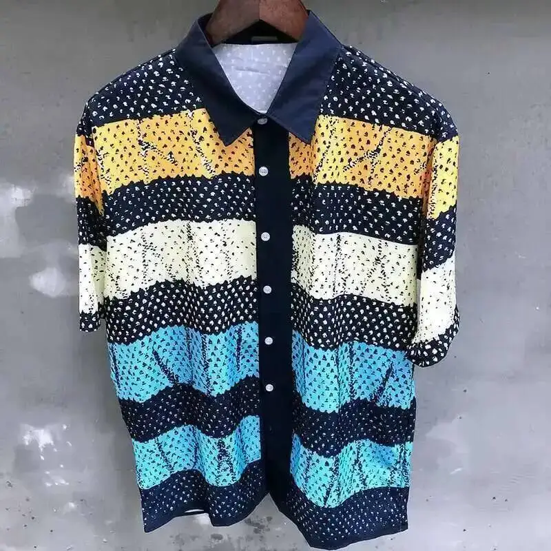 Мужская рубашка в стиле ретро, цвет контрастный
Мужская рубашка в стиле ретро, цвет контрастный