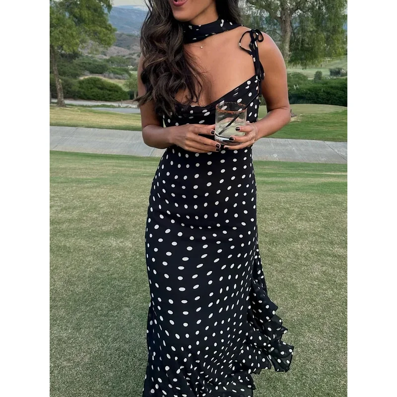 Women's Sexy Polka Dot Sleeveless Dress with Scarf Neck Backless Zipper Long Ruffle Design for Club Fashion Summer 2025
Women's Sexy Polka Dot Sleeveless Dress with Scarf Neck Backless Zipper Long Ruffle Design for Club Fashion Summer 2025