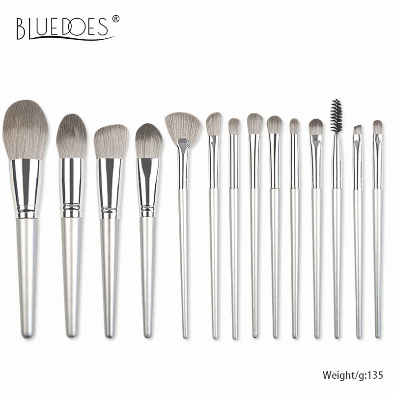 The First Encounter Makeup Brush Set: Makeup Brush, Soft Bristle Powder Brush, Eyeshadow Brush, Foundation Brush, Tools
The First Encounter Makeup Brush Set: Makeup Brush, Soft Bristle Powder Brush, Eyeshadow Brush, Foundation Brush, Tools