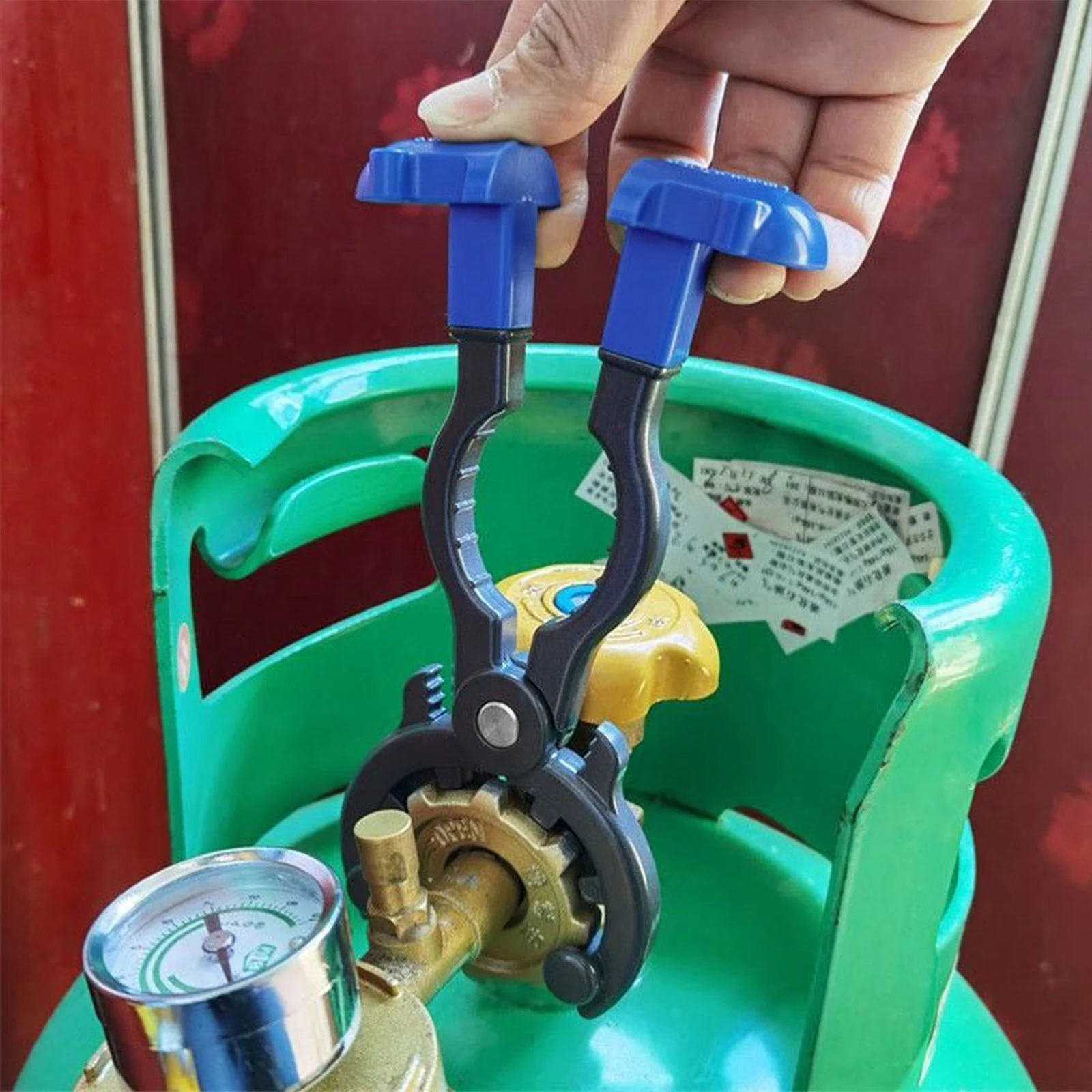 Liquefied Natural Gas Valve Wrench Alloy Gas Tank Pressure Reducing Wrench Walnut Can Opener
Liquefied Natural Gas Valve Wrench Alloy Gas Tank Pressure Reducing Wrench Walnut Can Opener