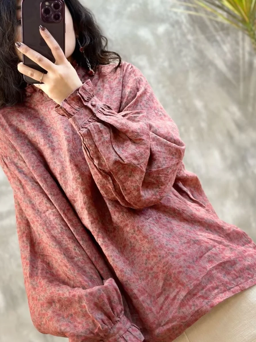 Retro Floral Print irt Women's Loose Fit Age-Defng Stand Collar Bell Sve Commute Sle Casual Top Outlet Faion
Retro Floral Print irt Women's Loose Fit Age-Defng Stand Collar Bell Sve Commute Sle Casual Top Outlet Faion