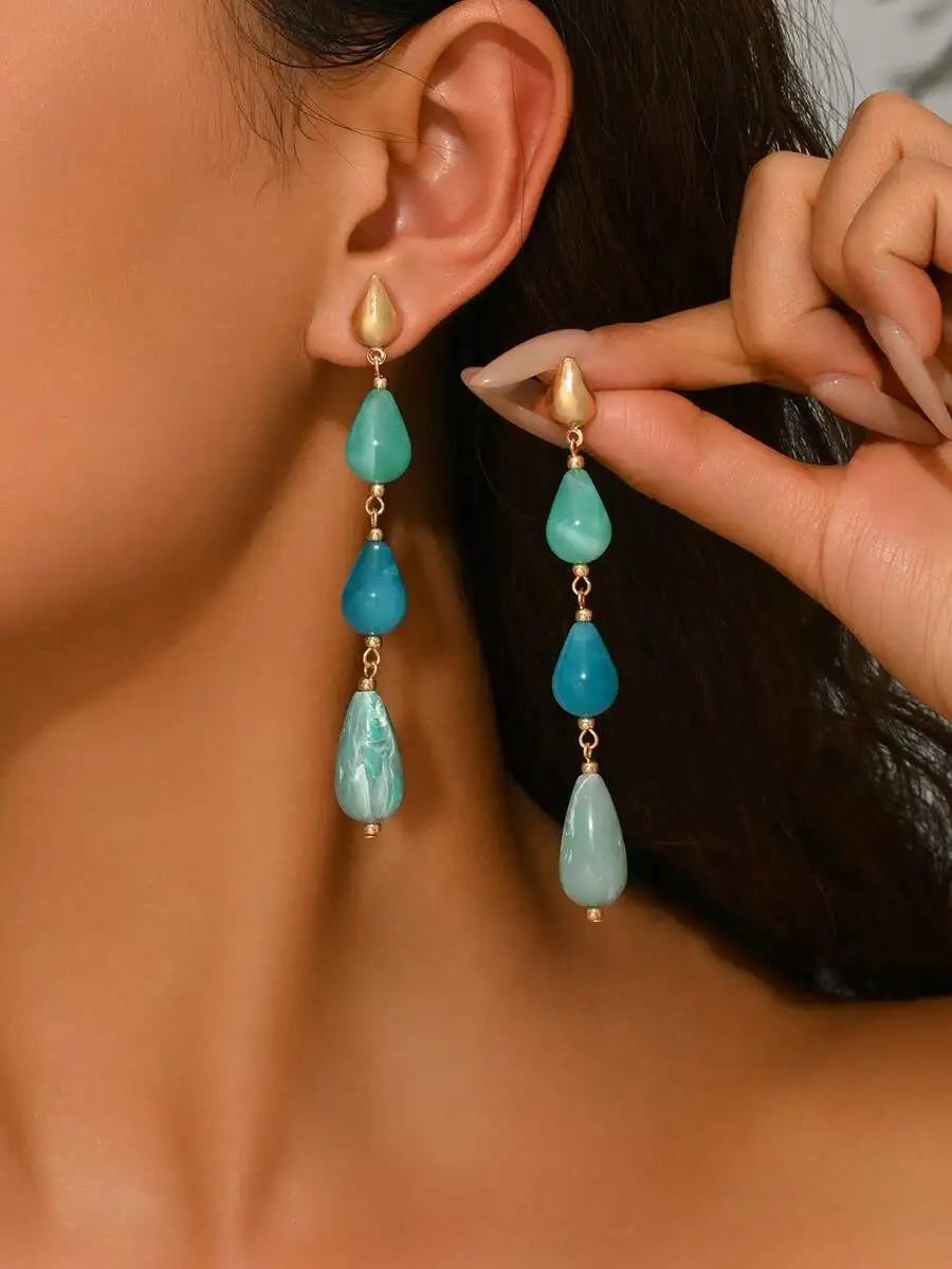 Elegant Bohemian Teardrop Resin Pendant Earrings With Golden Shell Accent, Multi Color
Elegant Bohemian Teardrop Resin Pendant Earrings With Golden Shell Accent, Multi Color