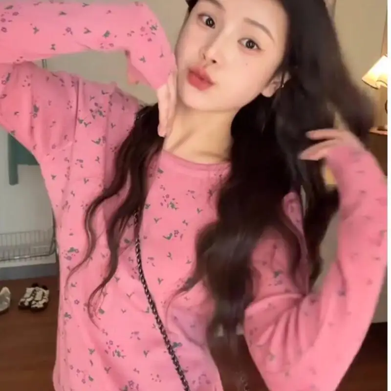 Kawaii Модные топы для девочек Студенческая повседневная женская одежда с героями мультфильмов S Вязаная футболка с цветочным принтом и длинными рукавами Блузка для женщин Осень Зима
Kawaii Модные топы для девочек Студенческая повседневная женская одежда с героями мультфильмов S Вязаная футболка с цветочным принтом и длинными рукавами Блузка для женщин Осень Зима