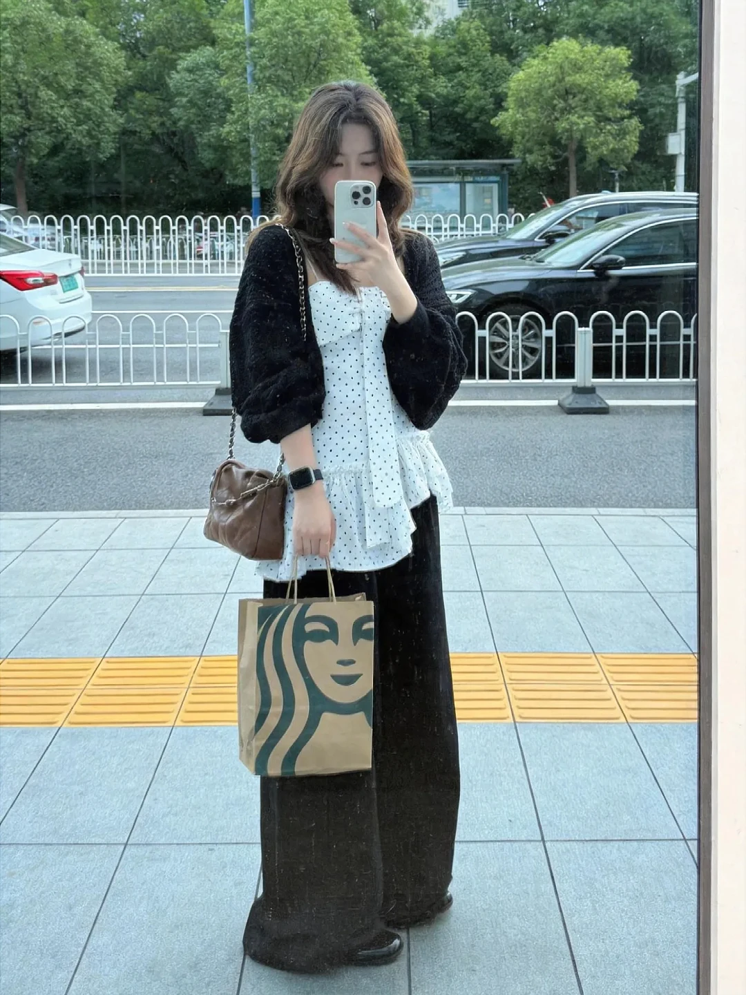plus Size Women's Summer Commuter Style Polka Dot Two Piece Set Slimming Open Cardigan Casual Fashion Korean System
plus Size Women's Summer Commuter Style Polka Dot Two Piece Set Slimming Open Cardigan Casual Fashion Korean System