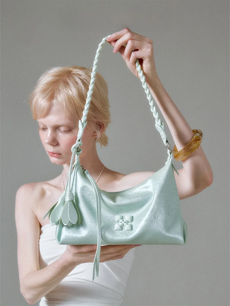 Сумка JACD Fruity Mint Green: Новая летняя женская сумка через плечо, кроссбоди, подарок на день рождения, мягкий полиэстер
Сумка JACD Fruity Mint Green: Новая летняя женская сумка через плечо, кроссбоди, подарок на день рождения, мягкий полиэстер