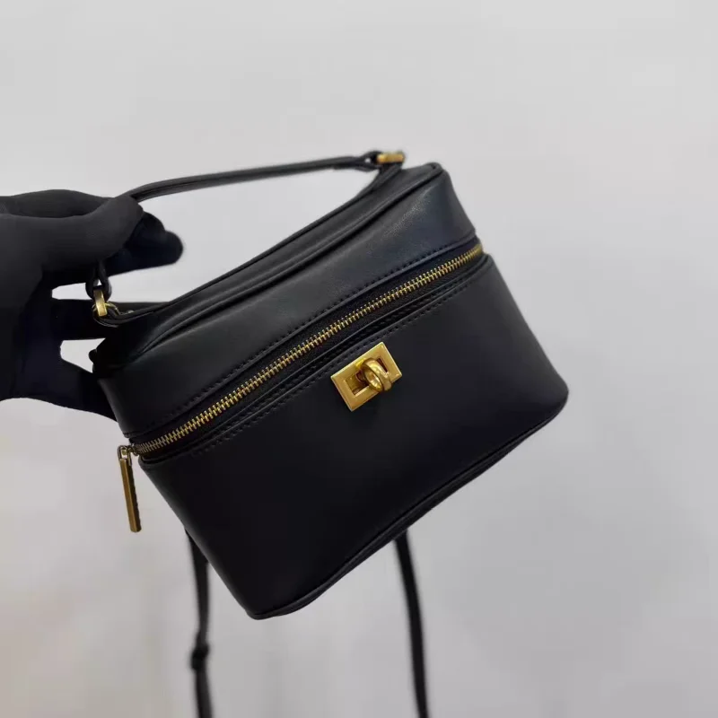 Brand Leather Vanity Bag New Square Wallet Distressed Gold Twist-lock Clasp Crossbody Bag Adjustable Strap Frosted Shoulder Bags
Brand Leather Vanity Bag New Square Wallet Distressed Gold Twist-lock Clasp Crossbody Bag Adjustable Strap Frosted Shoulder Bags