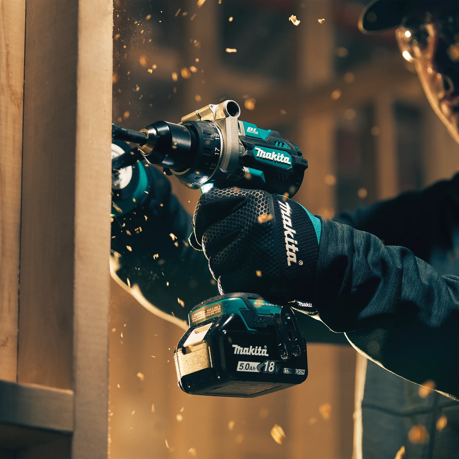 Аккумулятор Makita BL1860B BL1850B 18 В 5,0 Ач 6,0 Ач LXT, комплект литий-ионного зарядного устройства, замена аккумуляторной батареи для беспроводных электроинструментов
Аккумулятор Makita BL1860B BL1850B 18 В 5,0 Ач 6,0 Ач LXT, комплект литий-ионного зарядного устройства, замена аккумуляторной батареи для беспроводных электроинструментов