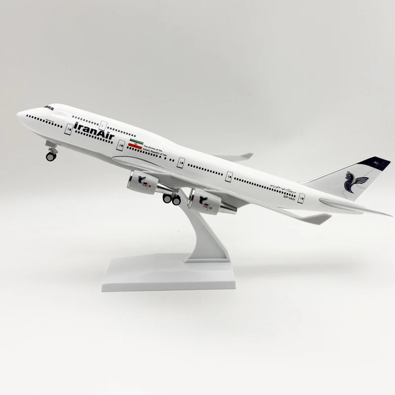 30 см игрушечный самолет B747 Iran Airways литые модели самолетов масштаб 1/250 самолет из смолы сборка подарок новинка игрушка с шасси
30 см игрушечный самолет B747 Iran Airways литые модели самолетов масштаб 1/250 самолет из смолы сборка подарок новинка игрушка с шасси