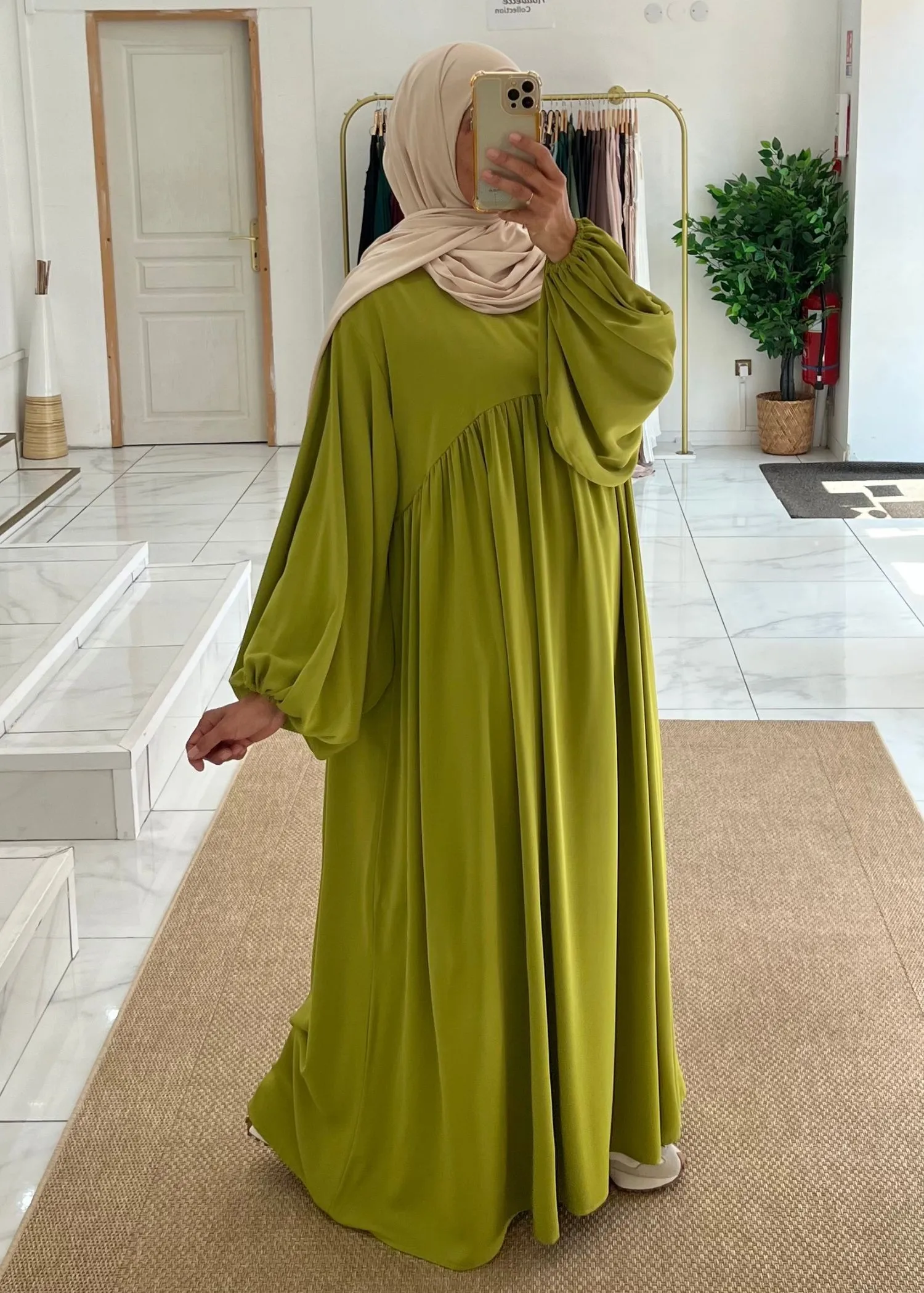 loose Abaya Muslim Long Dress Women Ramadan Eid Velvet Satin Balloon Sleeves Turkish African Dresses Dubai Islamic Modest Kaftan
loose Abaya Muslim Long Dress Women Ramadan Eid Velvet Satin Balloon Sleeves Turkish African Dresses Dubai Islamic Modest Kaftan