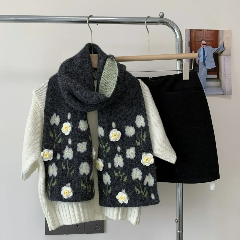 Осень/зима 2026, новый модный трехмерный вязаный шерстяной теплый шарф в корейском стиле в корейском стиле для девочек
Осень/зима 2026, новый модный трехмерный вязаный шерстяной теплый шарф в корейском стиле в корейском стиле для девочек