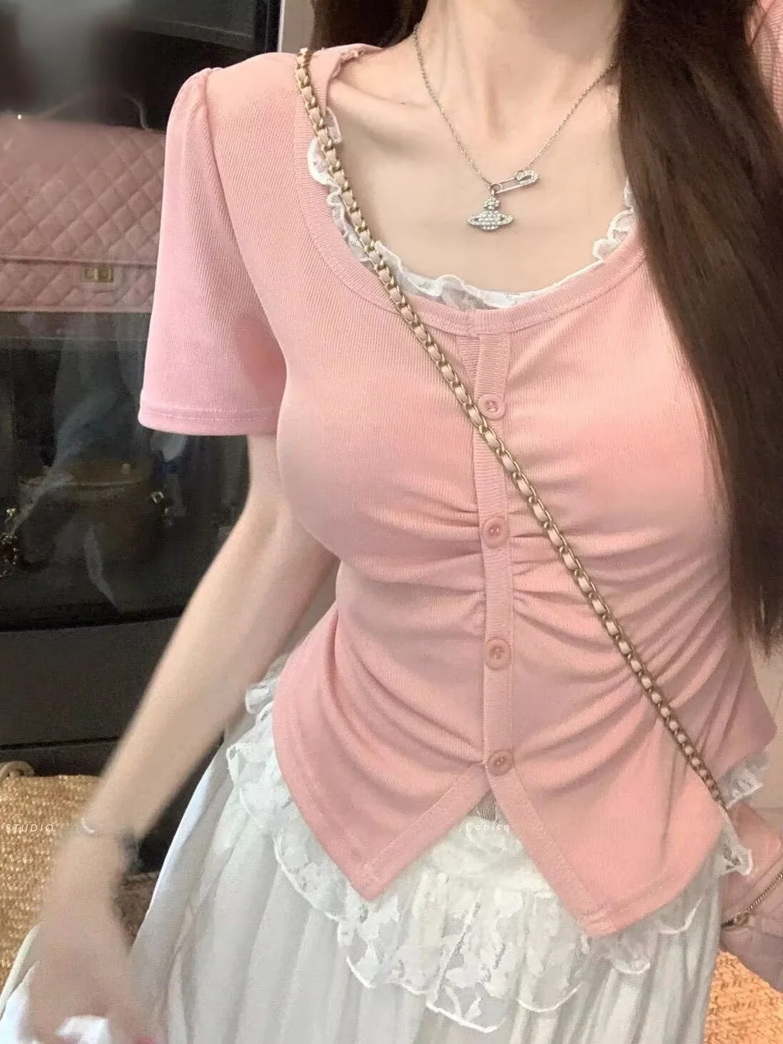 plus Size Women's T-Shirt Lace Splice Short Sleeve Summer Slimming Top Skin-friendly Breathable Korean Style Standard Fit
plus Size Women's T-Shirt Lace Splice Short Sleeve Summer Slimming Top Skin-friendly Breathable Korean Style Standard Fit
