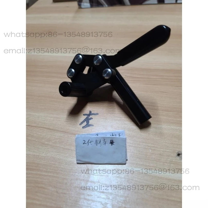 2nd generation, wheelchair accessories, handbrake, one original and genuine product.
2nd generation, wheelchair accessories, handbrake, one original and genuine product.