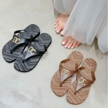 Summer New Women's Metal Buckle Thick Sole Thong Sandals Waterproof Non-Slip Flip Flops Casual Outdoor Beach Shoes Comfortable
Summer New Women's Metal Buckle Thick Sole Thong Sandals Waterproof Non-Slip Flip Flops Casual Outdoor Beach Shoes Comfortable