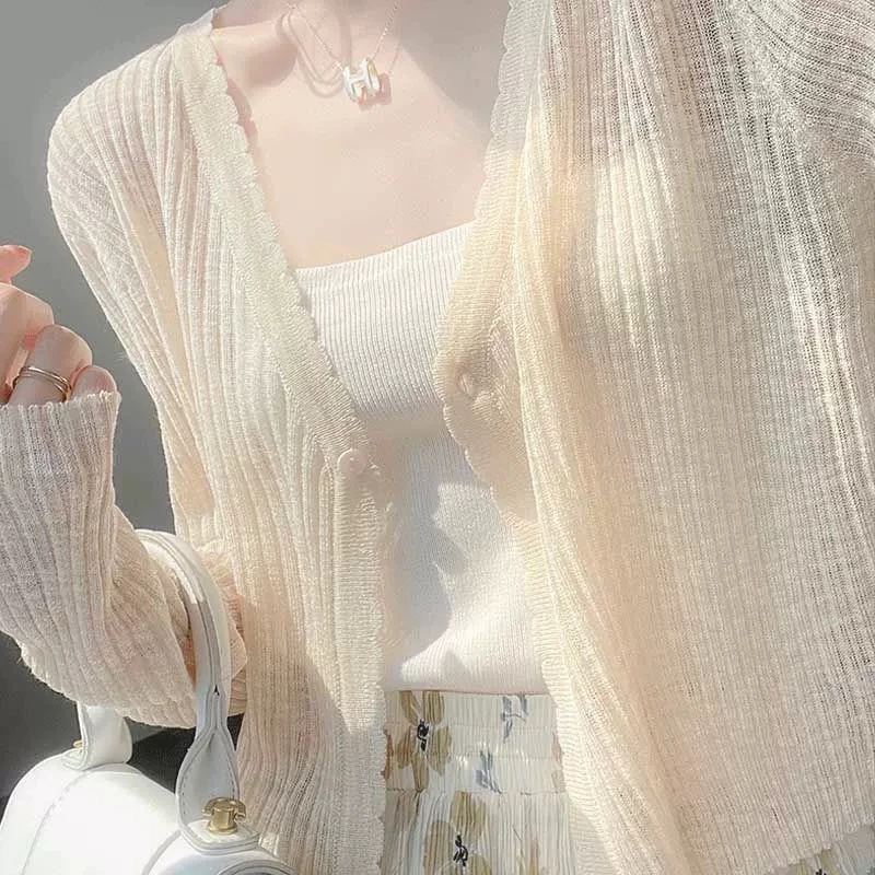 Women's Solid color knitting Thin Cardigan Comfortable Versatile French Blouse Suitable for spring and summer
Women's Solid color knitting Thin Cardigan Comfortable Versatile French Blouse Suitable for spring and summer