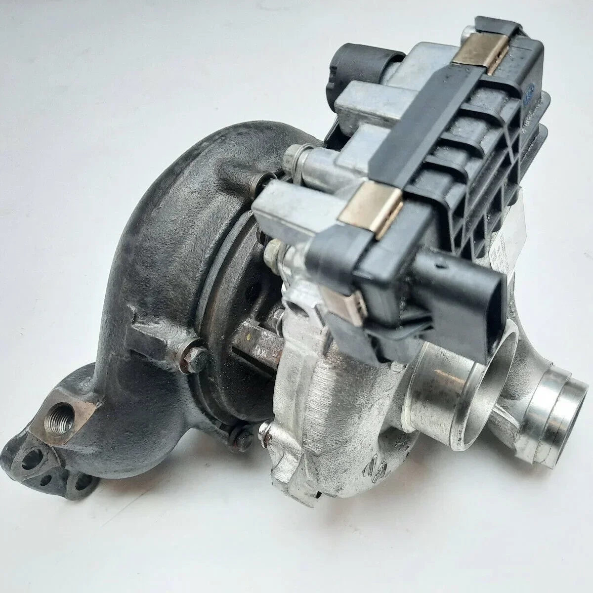 3.0 V6 Turbocharger For Mercedes OM642 3.0L GL-Class M-Class R-Class OM642 Engine Turbo
3.0 V6 Turbocharger For Mercedes OM642 3.0L GL-Class M-Class R-Class OM642 Engine Turbo