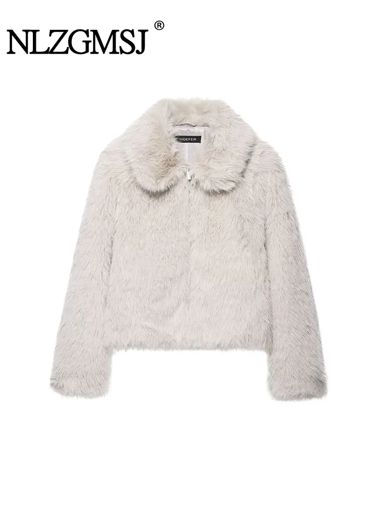 NLZGMSJ Women 2025 Winter New Elegant Faux Fur Coat Women Fashion Lapel Long Sleeve Zipper Cardigan Jacket Lady Warm Outwear
NLZGMSJ Women 2025 Winter New Elegant Faux Fur Coat Women Fashion Lapel Long Sleeve Zipper Cardigan Jacket Lady Warm Outwear