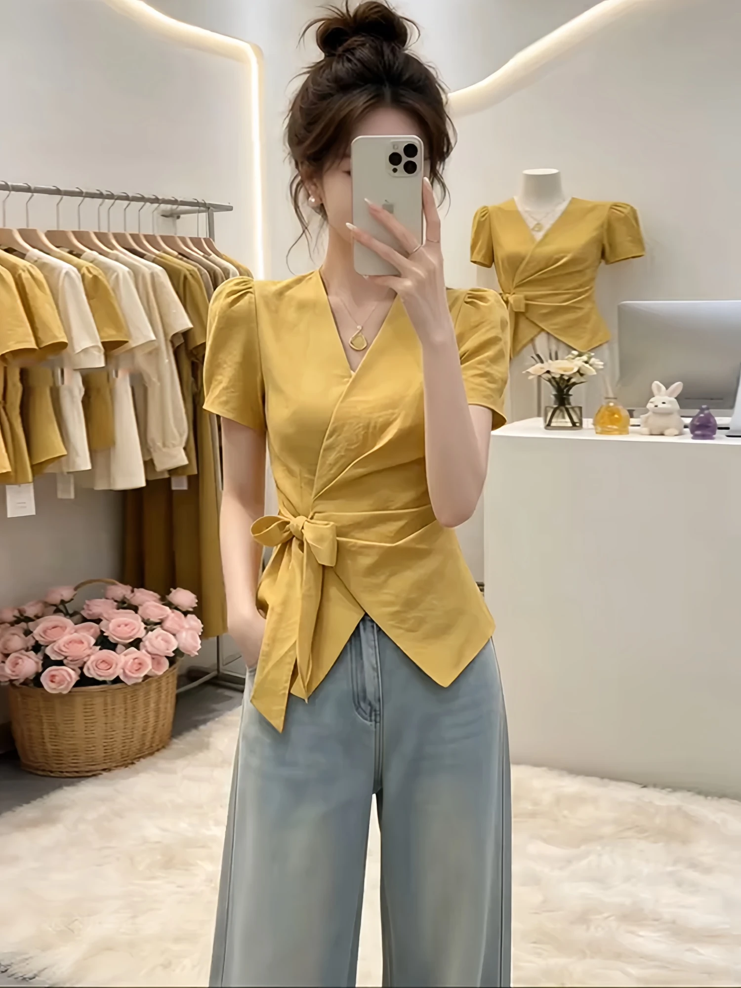 Fashionable V-Neck Cross Tie Short Sleeve Shirt Women's Summer New Style Slimming Asymmetrical Top Casual Loose Fit Shirt
Fashionable V-Neck Cross Tie Short Sleeve Shirt Women's Summer New Style Slimming Asymmetrical Top Casual Loose Fit Shirt