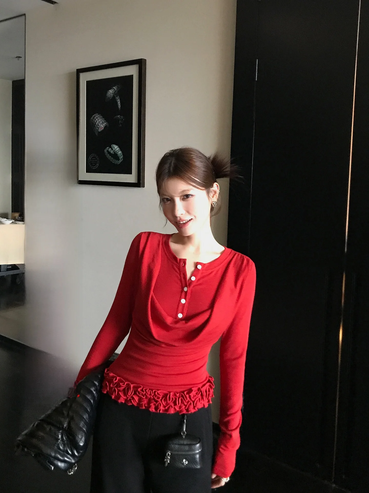 LIONE Intelligent Molecule Retro Neck Buttoned Knitted Slim Long Sleeve T-Shirt Women's Fashion Retro Style Color Knitwear
LIONE Intelligent Molecule Retro Neck Buttoned Knitted Slim Long Sleeve T-Shirt Women's Fashion Retro Style Color Knitwear